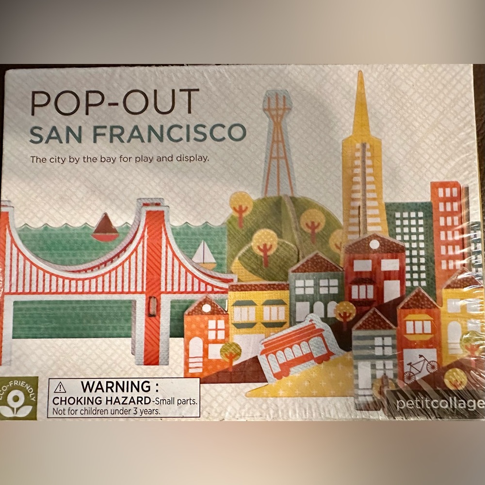 NWT Pop-Out San Francisco - Petitcollage